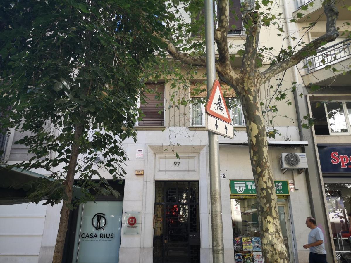 Aparteasy - Eixample Center 巴塞罗那 外观 照片