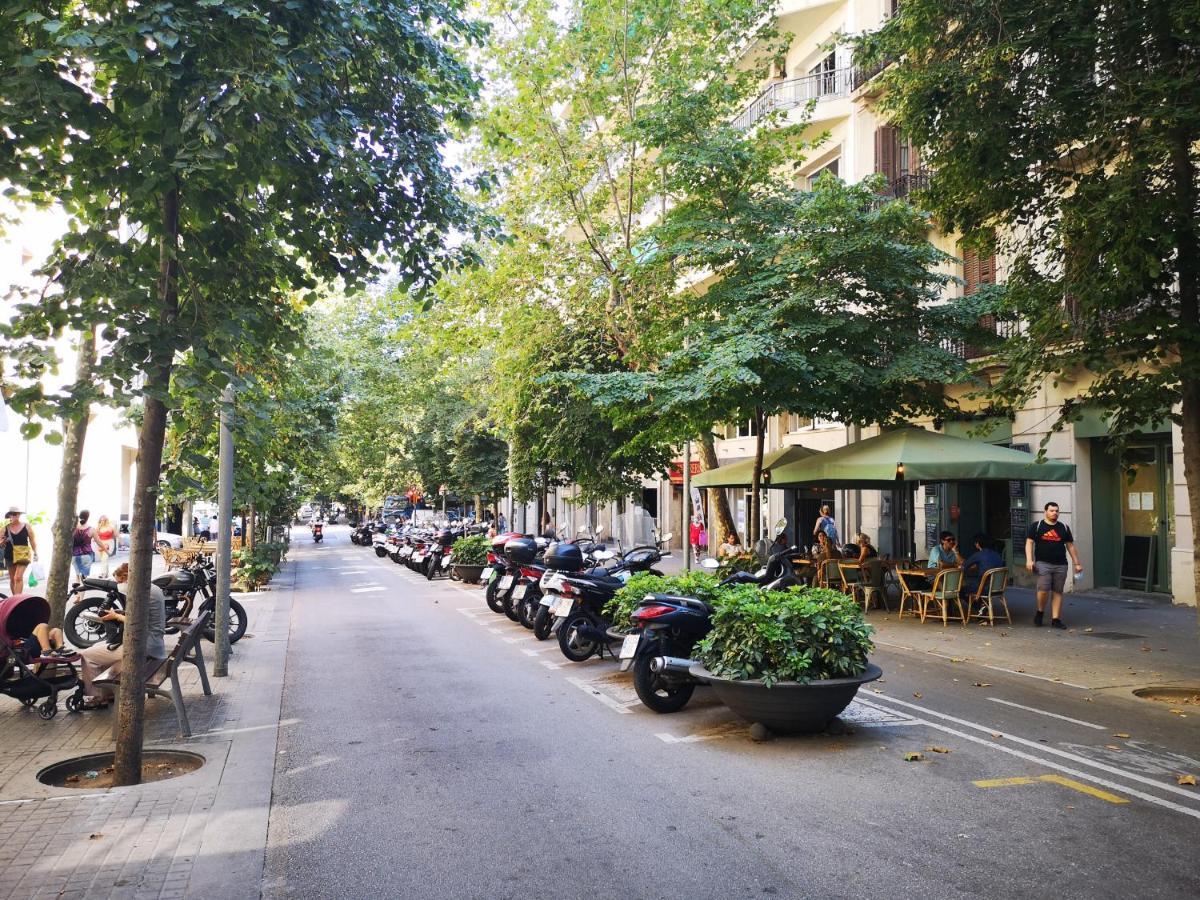Aparteasy - Eixample Center 巴塞罗那 外观 照片